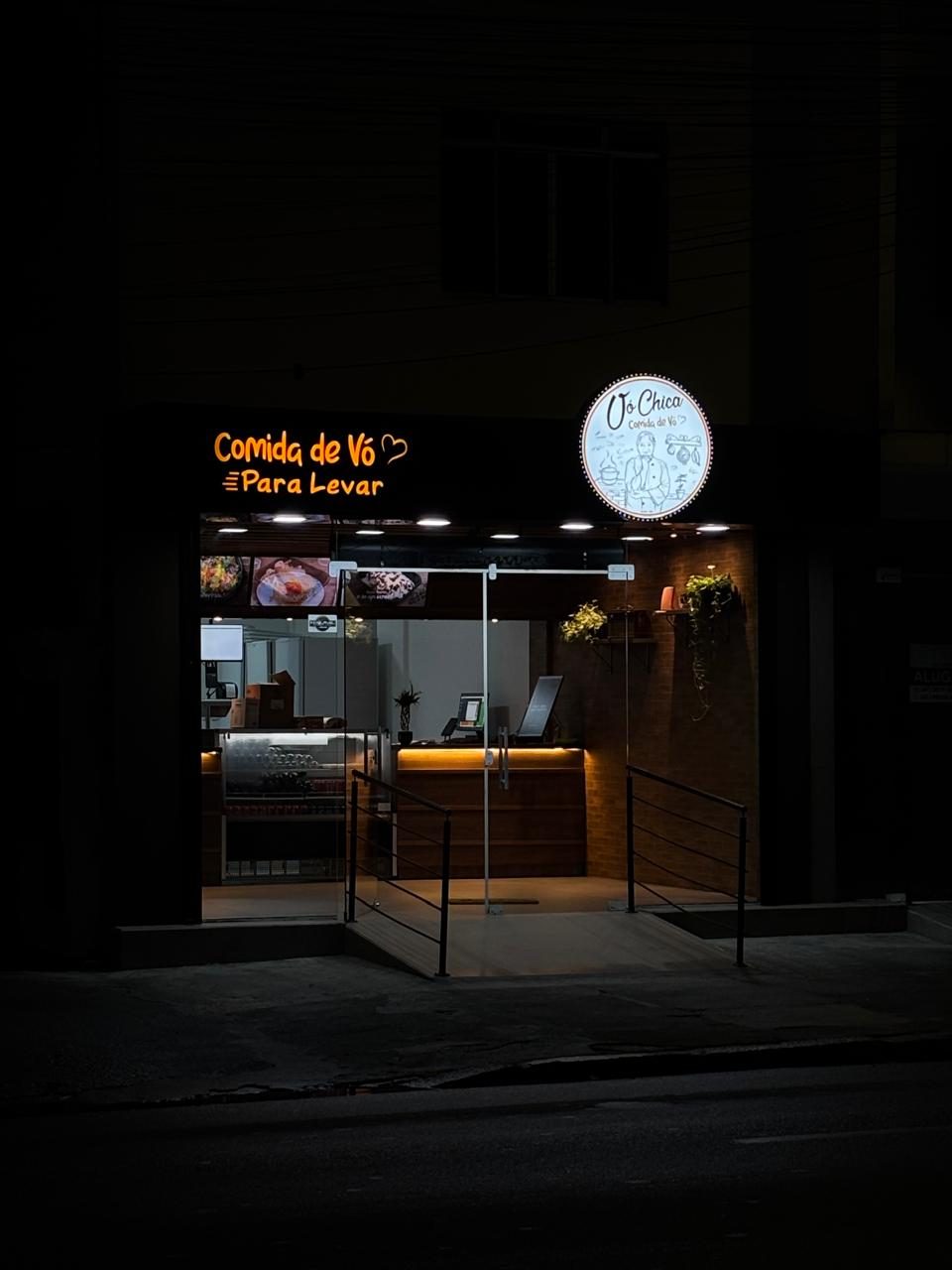 Fachada de uma unidade Vó Chica
